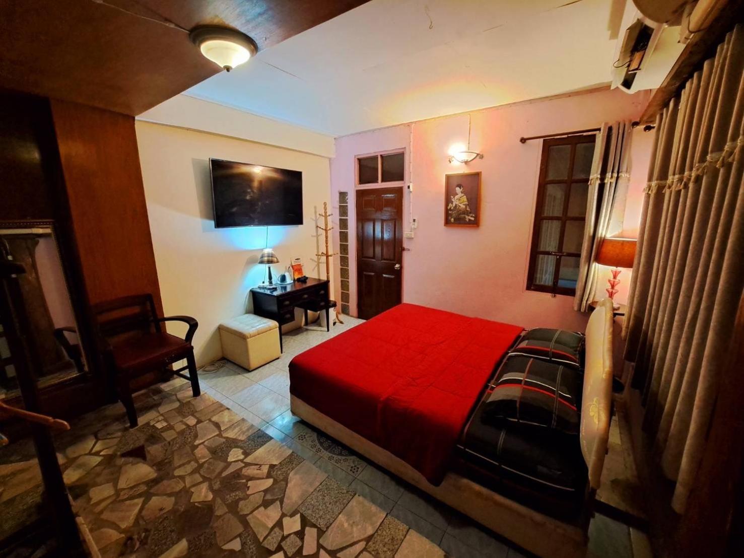 Hotel Café de Baan Raow Bangkok Esterno foto