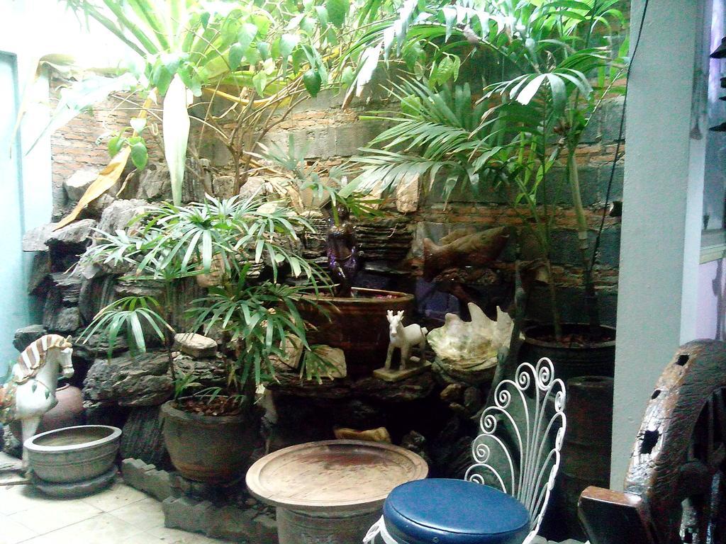 Hotel Café de Baan Raow Bangkok Esterno foto