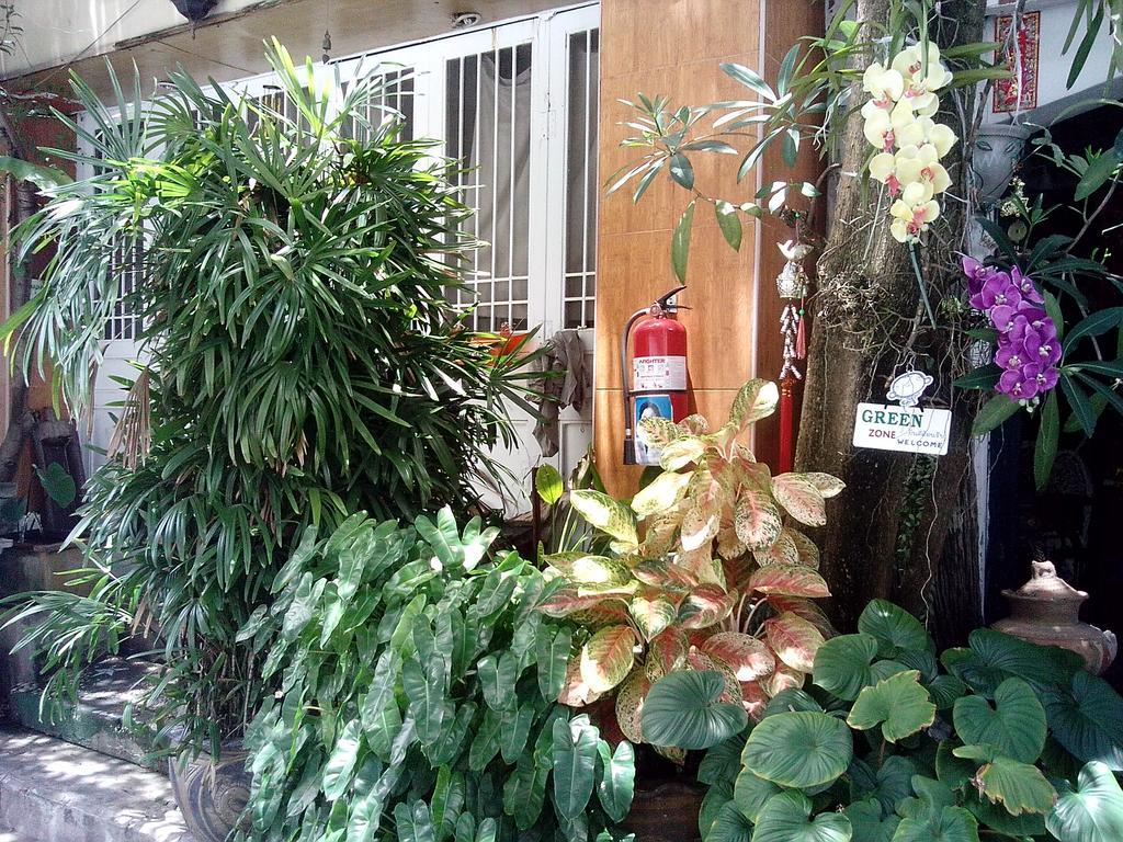 Hotel Café de Baan Raow Bangkok Esterno foto