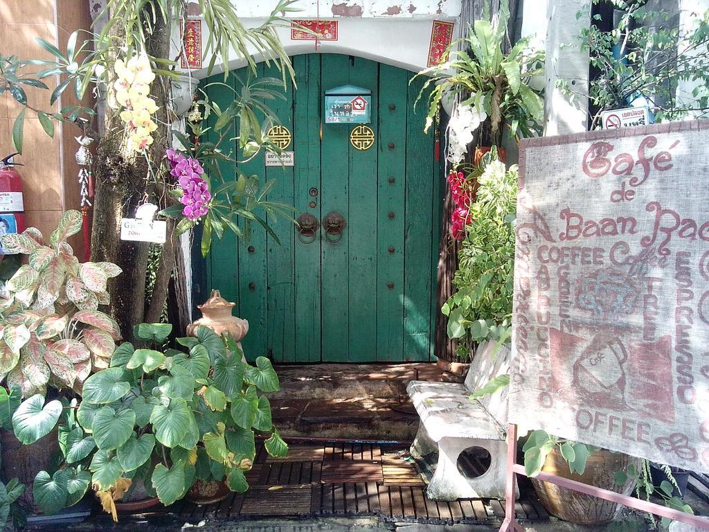 Hotel Café de Baan Raow Bangkok Esterno foto